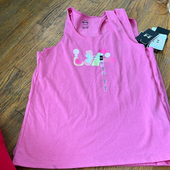 Under Armour Other - Under armour girls graphic tank 7-16 pink loose